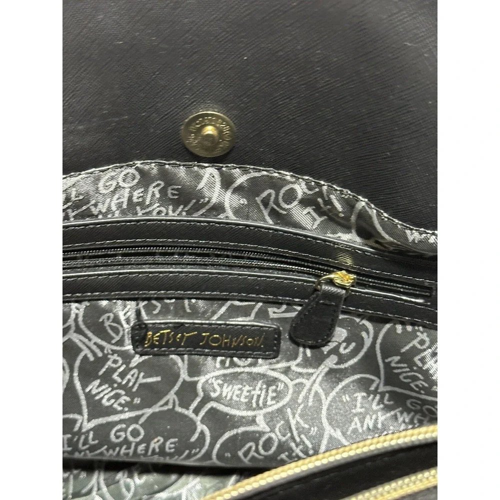 Betsey Johnson Pink Black Striped Heart Quilted Satchel Crossbody Bag‎ Bow Charm